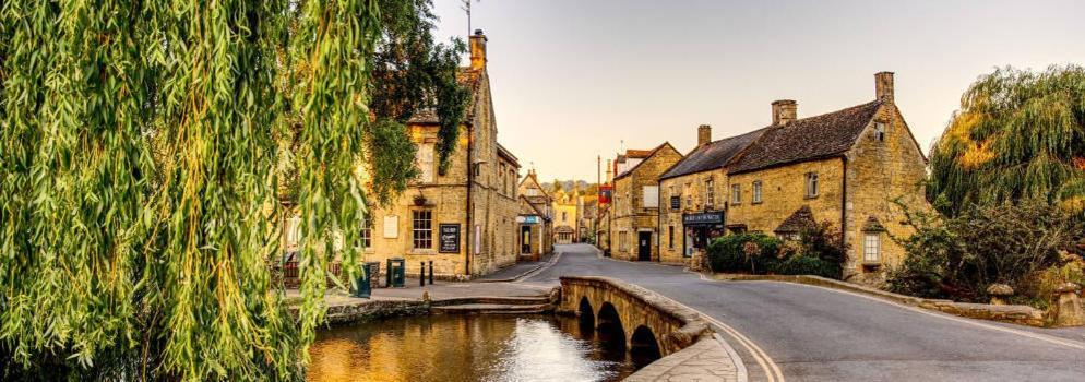 Chestnut Bed And Breakfast Bourton-on-the-Water Exterior photo